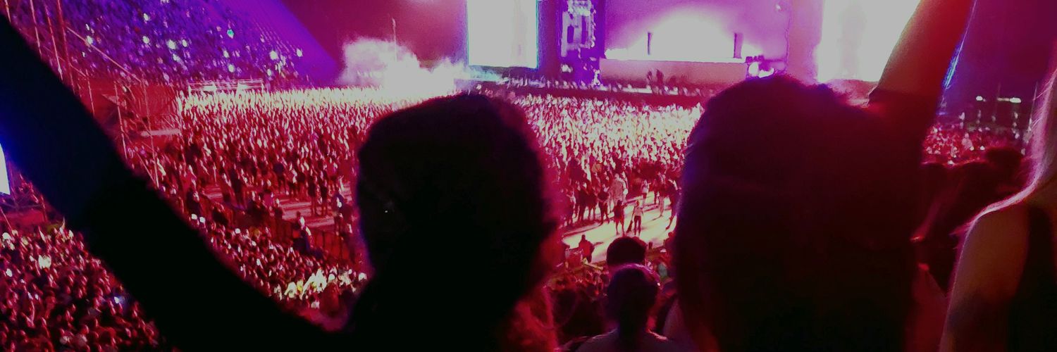 celinaconti2's profile banner image