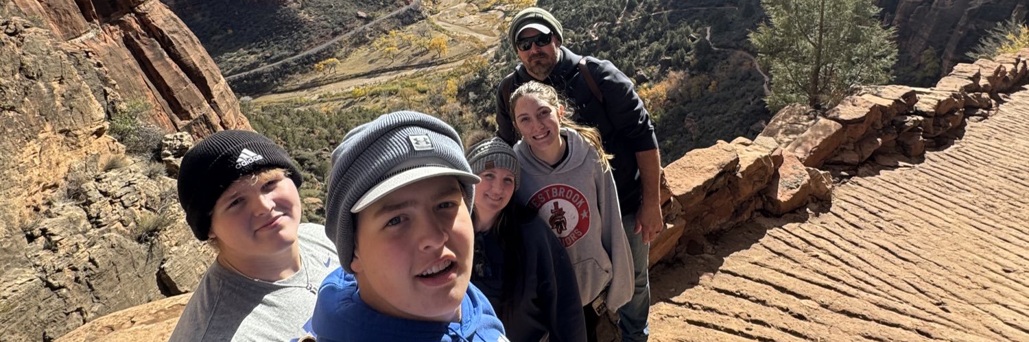 AmberKins24's profile banner image