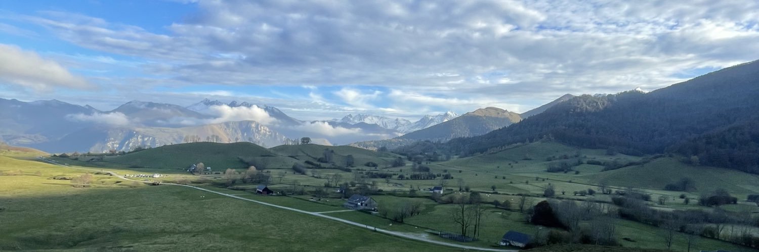 Dorian Canton banner