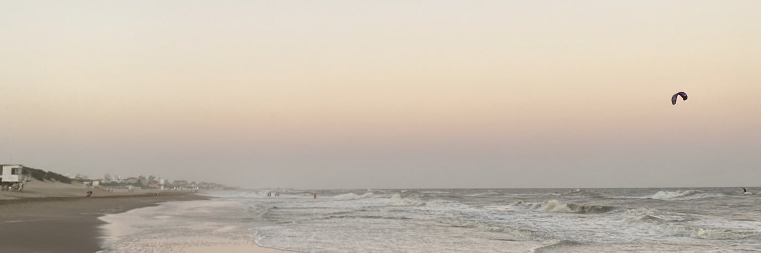 GuadaWisniewski's profile banner image