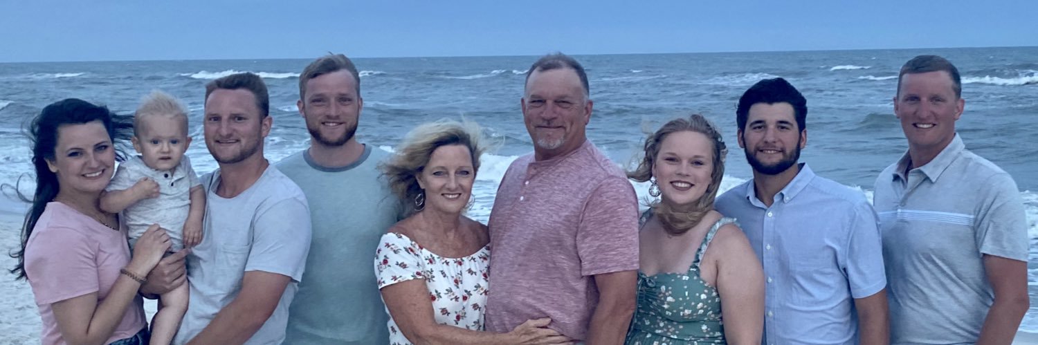 bria_has's profile banner image