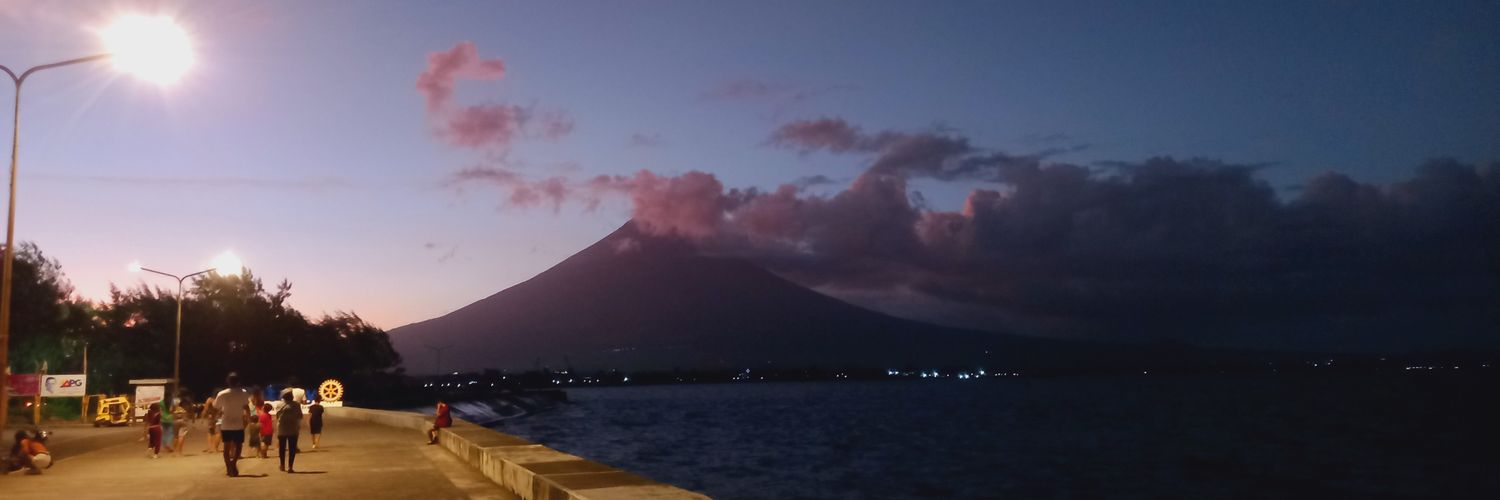 arch_emz's profile banner image