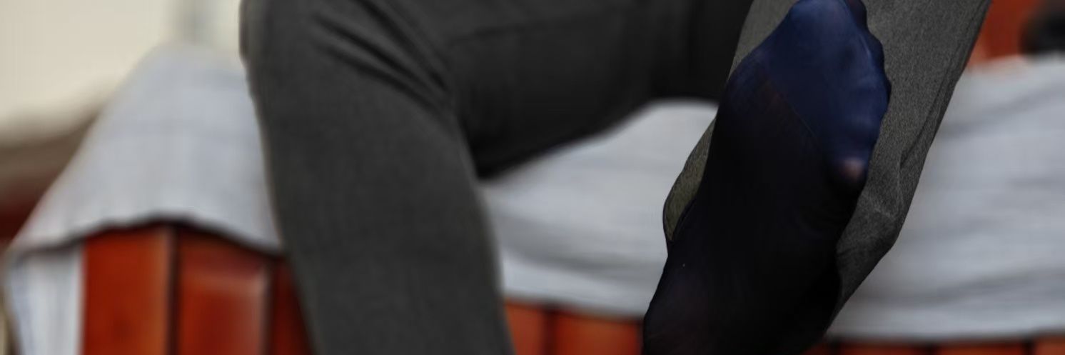 𝕃𝕠𝕠𝕠𝕟𝕘 banner