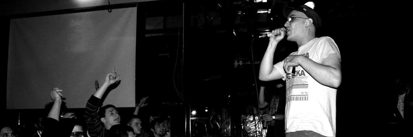 Toxara's profile banner image