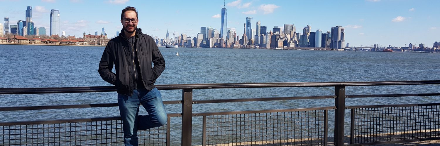 caiomolinari's profile banner image