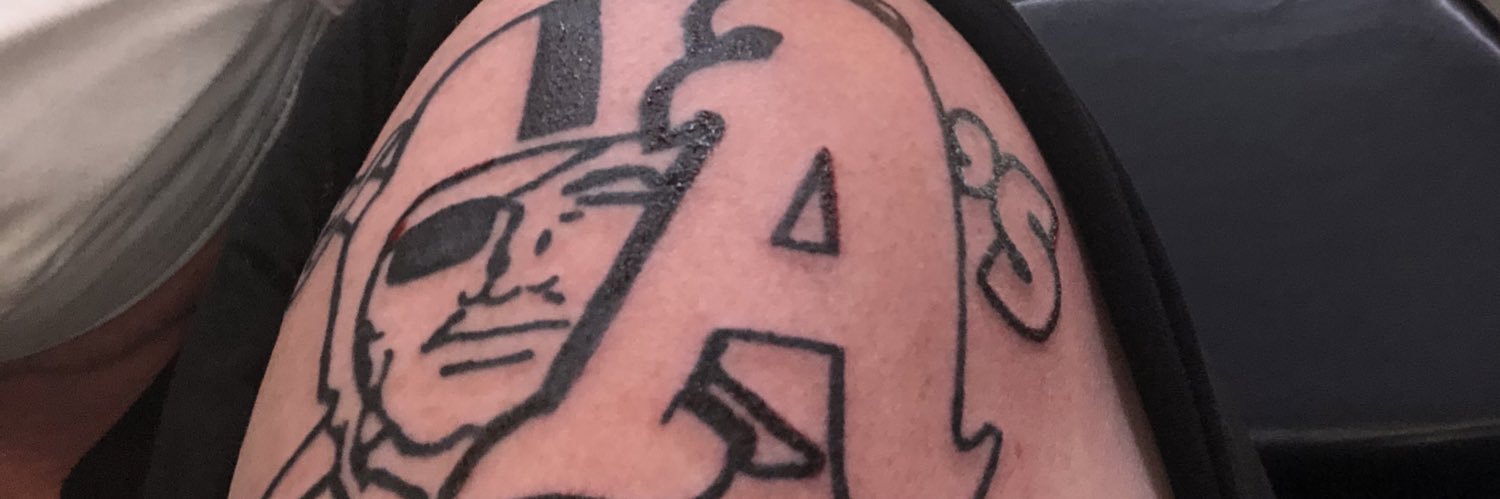 chillbh32's profile banner image