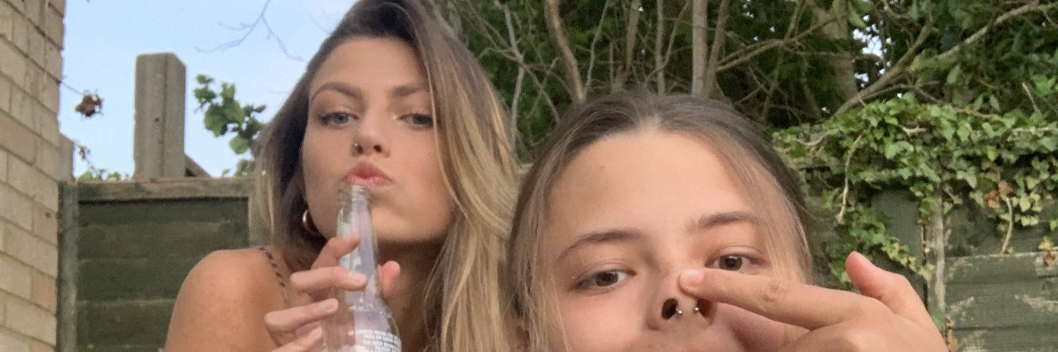 Ella banner