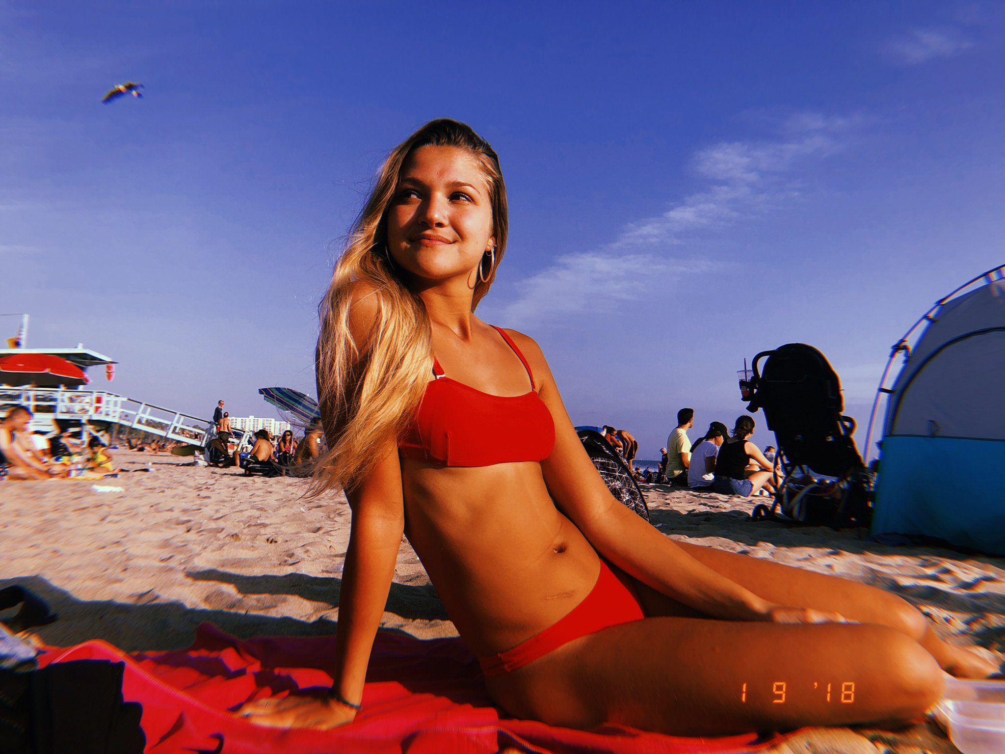 valeapfelbaum's profile banner image