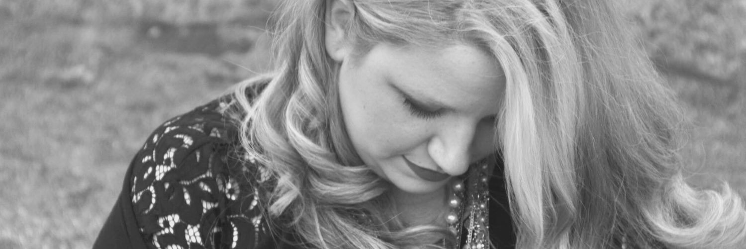 droletcarolyne's profile banner image