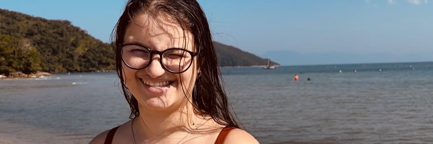 yasmimiaralian's profile banner image