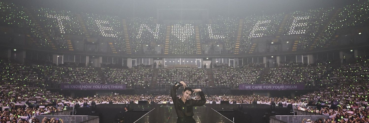 ToBlue_10 fan banner