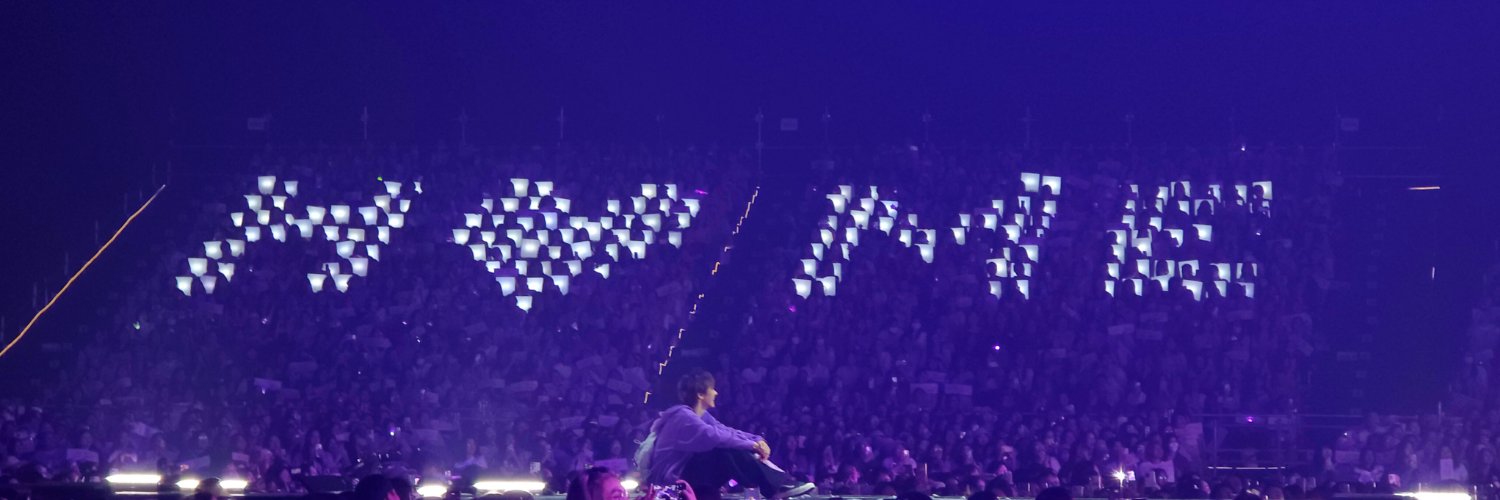ToBlue_ten10's profile banner image