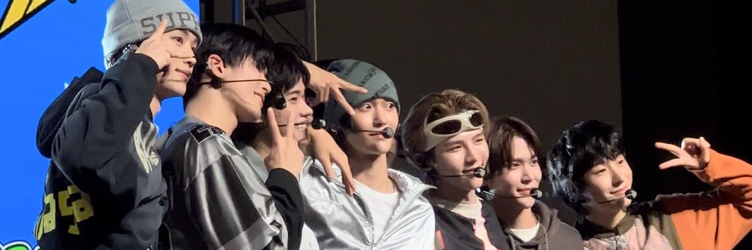 andreawxst's profile banner image