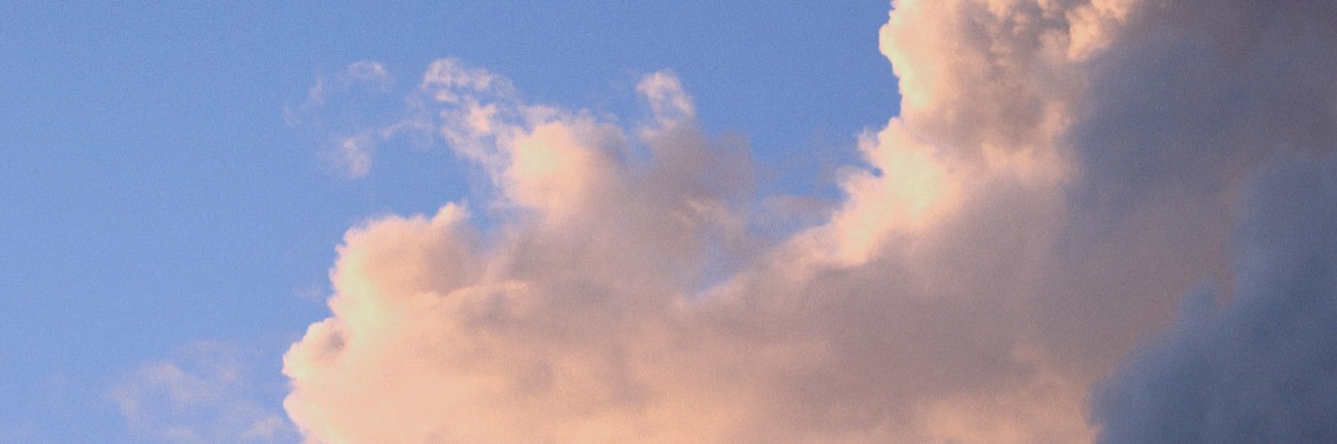 lauraperez_13's profile banner image