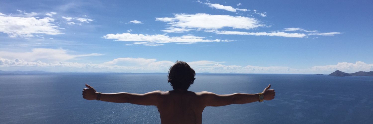 Bruneins's profile banner image