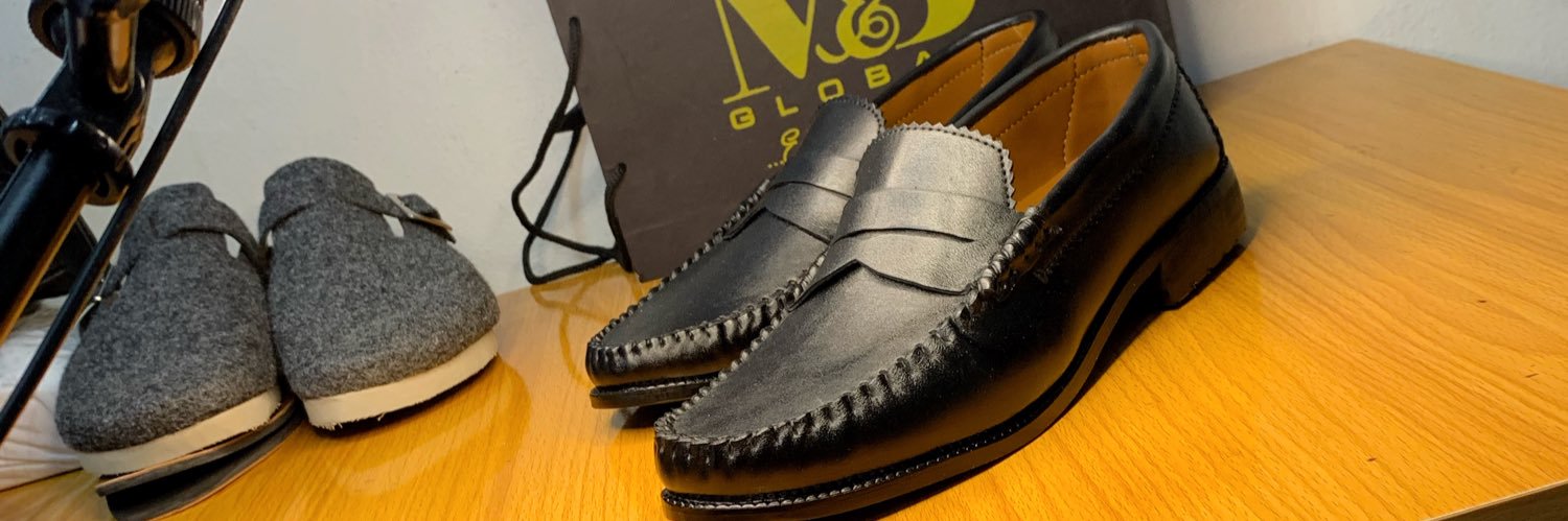 Muize | 👞🤝's banner