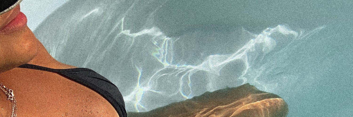 araunaa_'s profile banner image