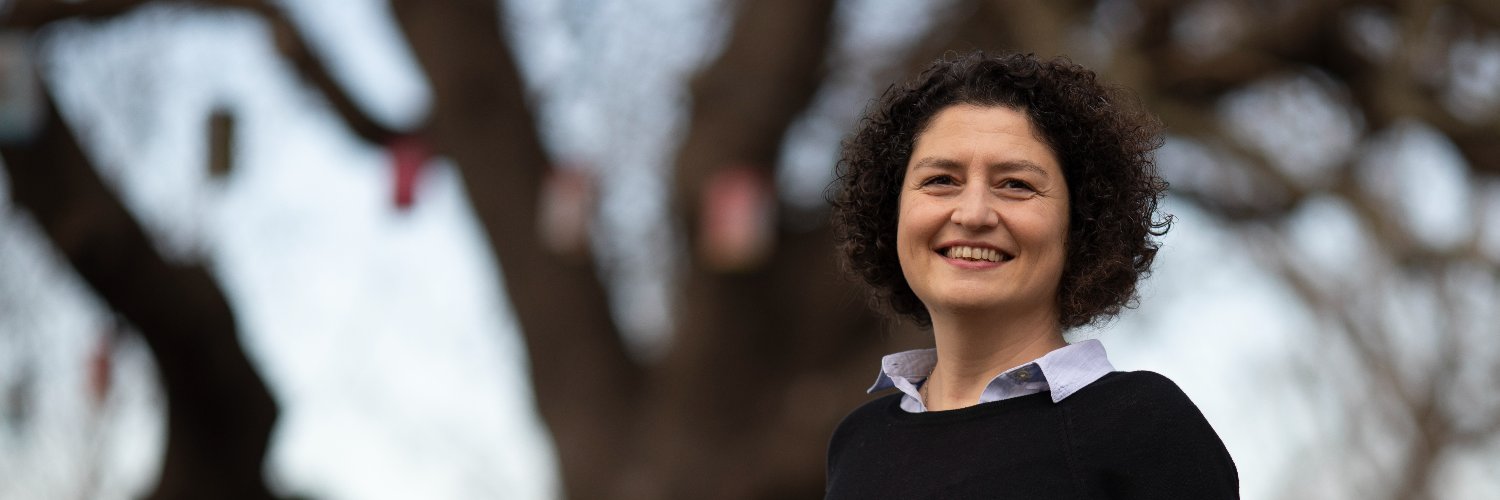Hanife Dağıstanlı banner