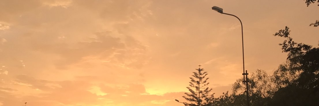 refito's profile banner image