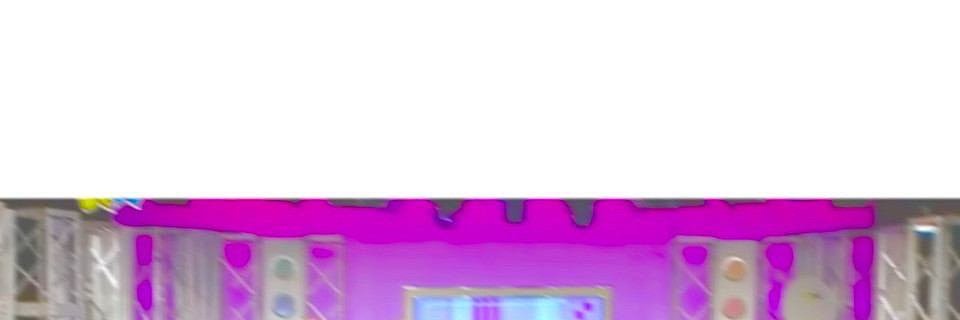 りな banner