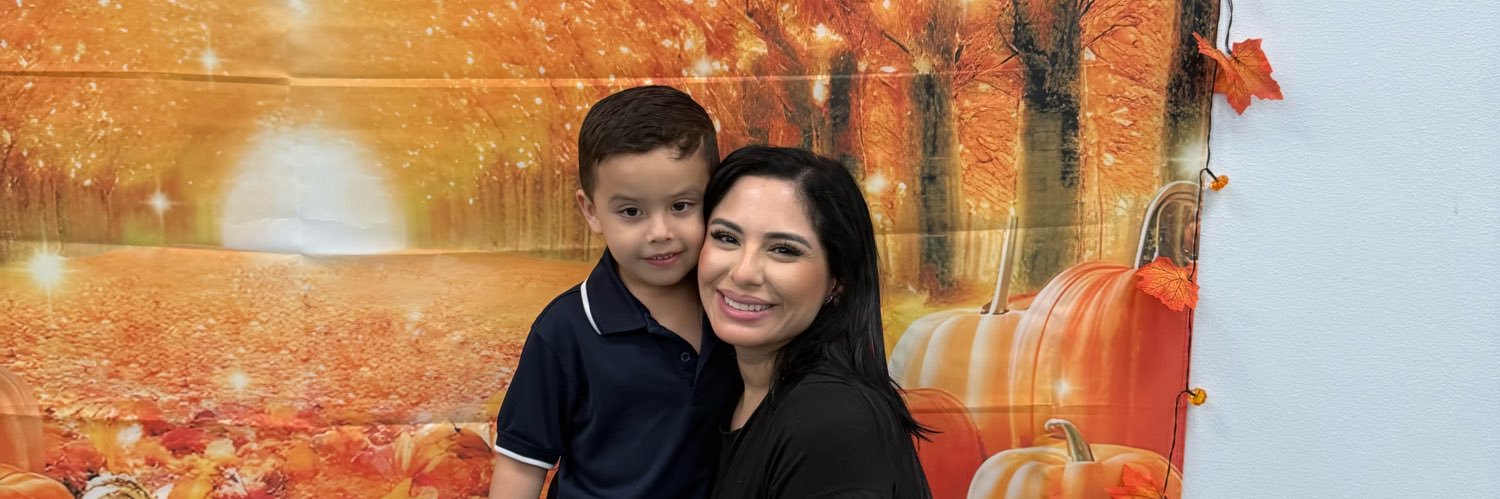claudiaaa_3's profile banner image
