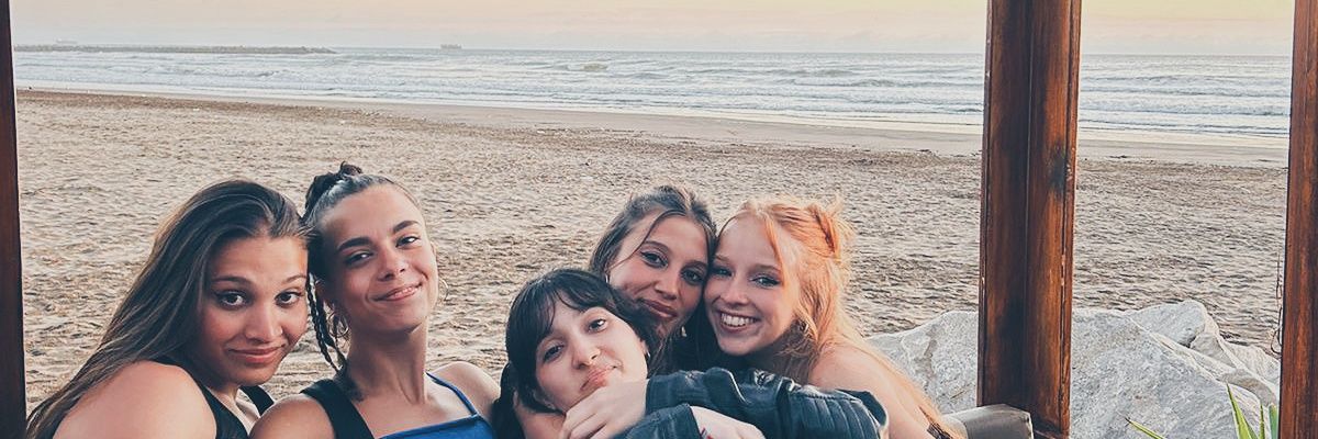 _Fioore's profile banner image