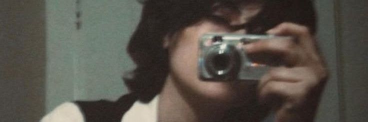 deezhelle's profile banner image
