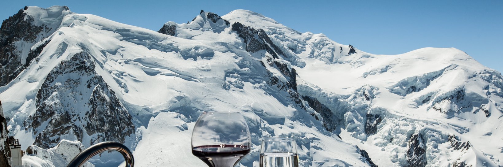 seracchamonix's profile banner image
