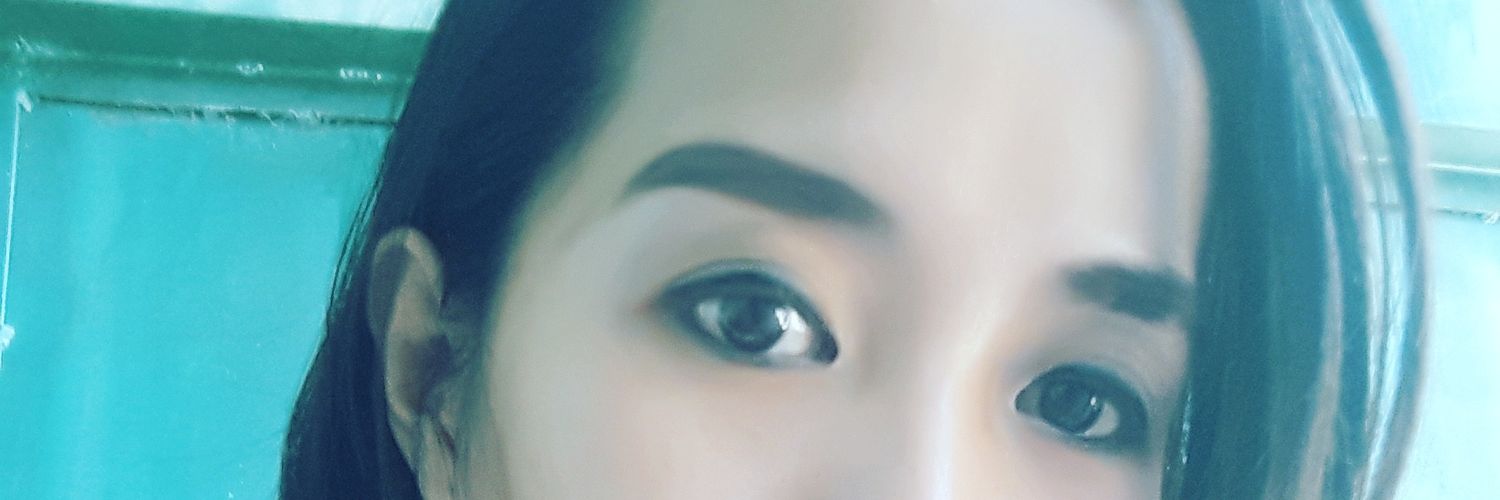 heni_moet's profile banner image