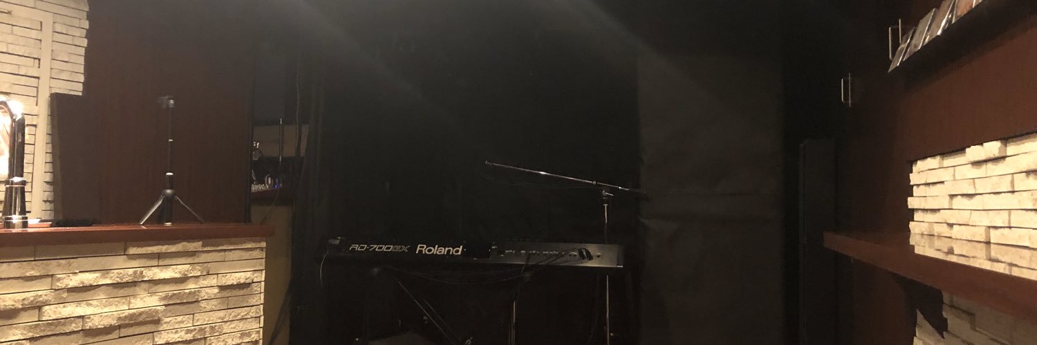 hiroyk704's profile banner image