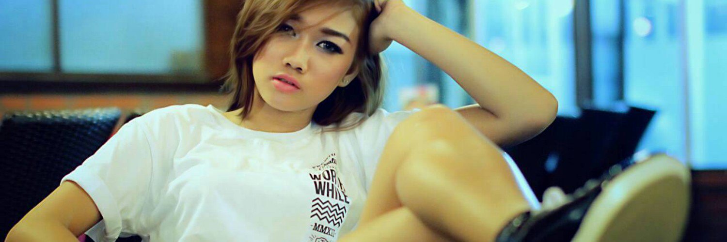 WorthWhile Clothes banner