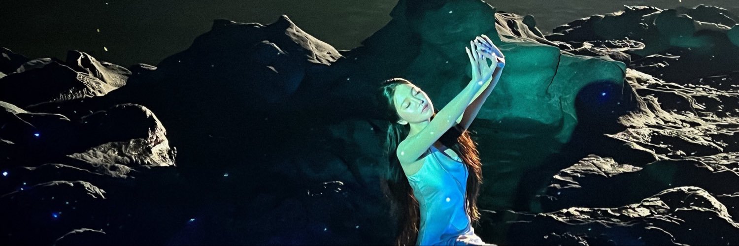 vivezici's profile banner image