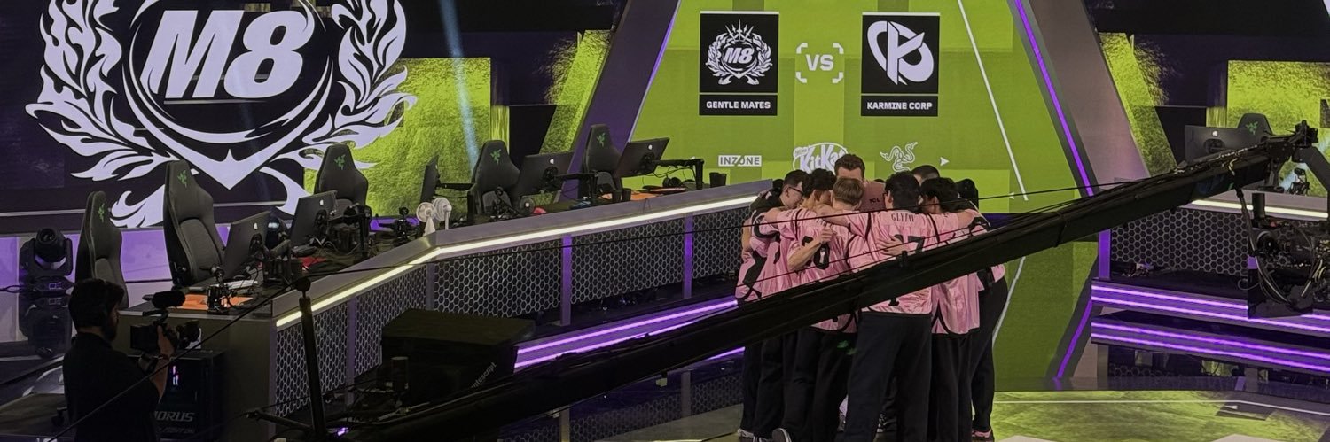 M8 Robink’s banner