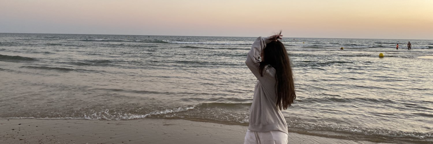 mariabeatto's profile banner image
