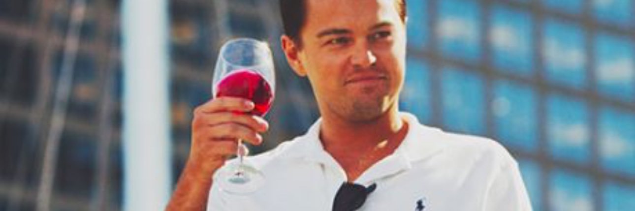 H banner