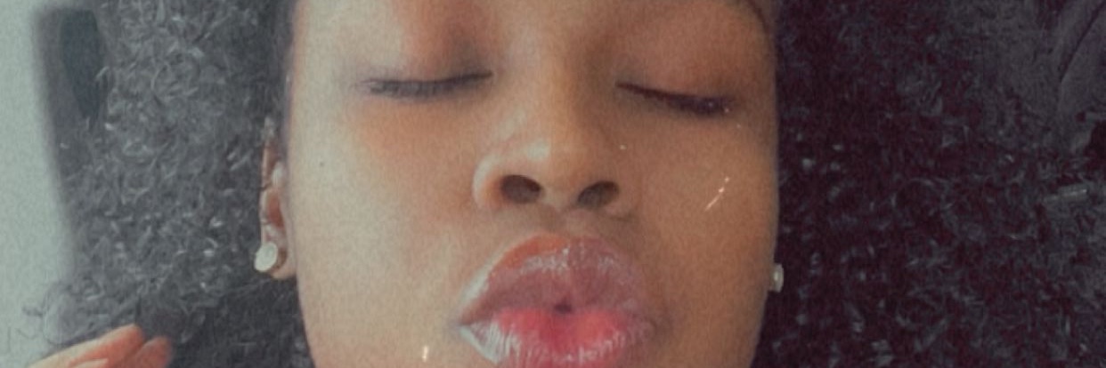 loveyvette___'s profile banner image