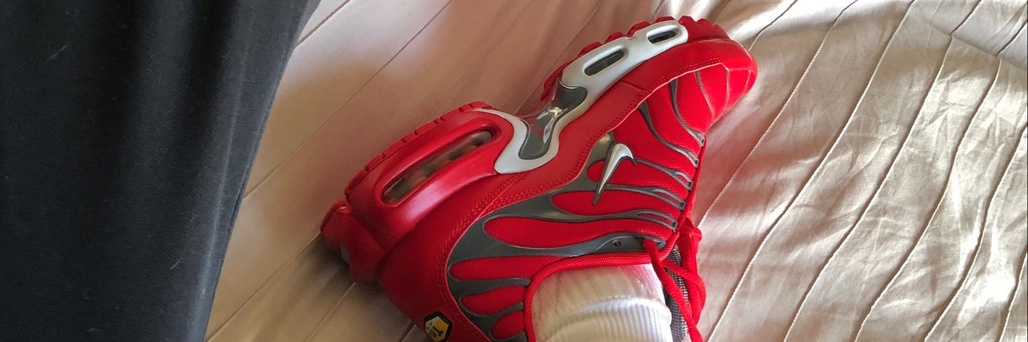 SnkrSlad's profile banner image
