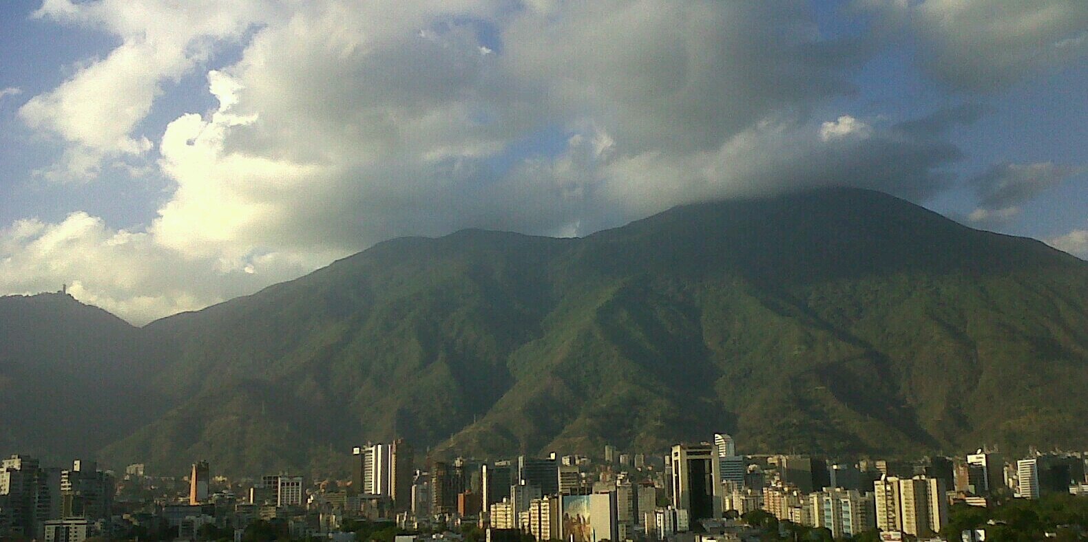 OzOsi's profile banner image