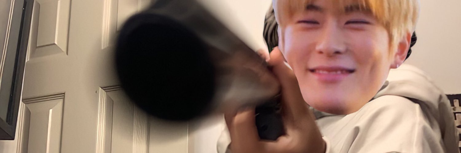 naklabong's profile banner image