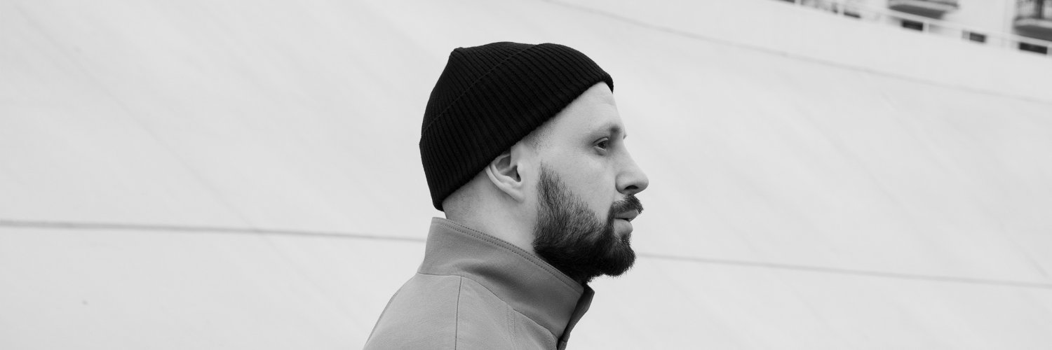 Ліон banner