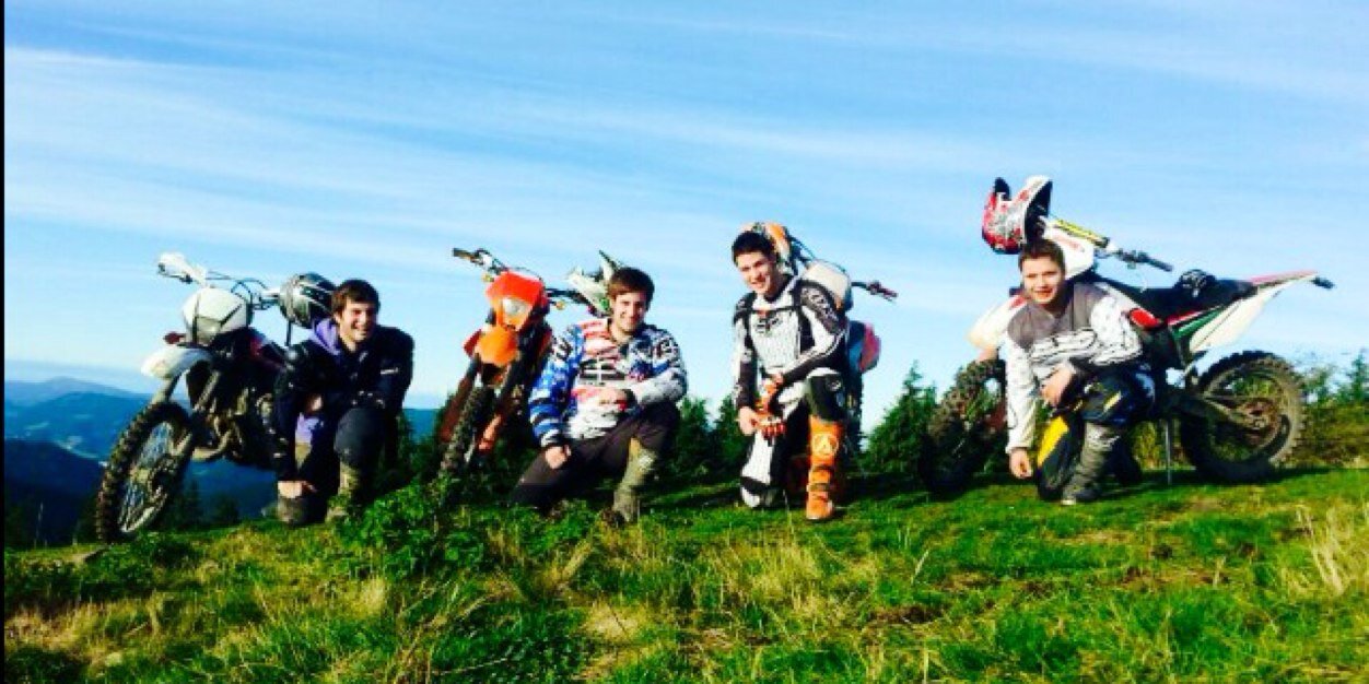 IokinL's profile banner image
