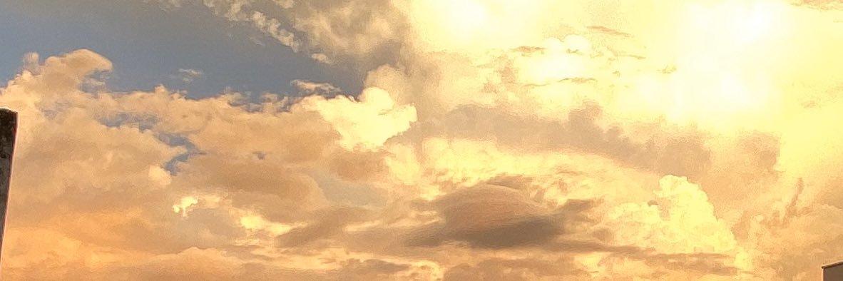 Liviamat's profile banner image