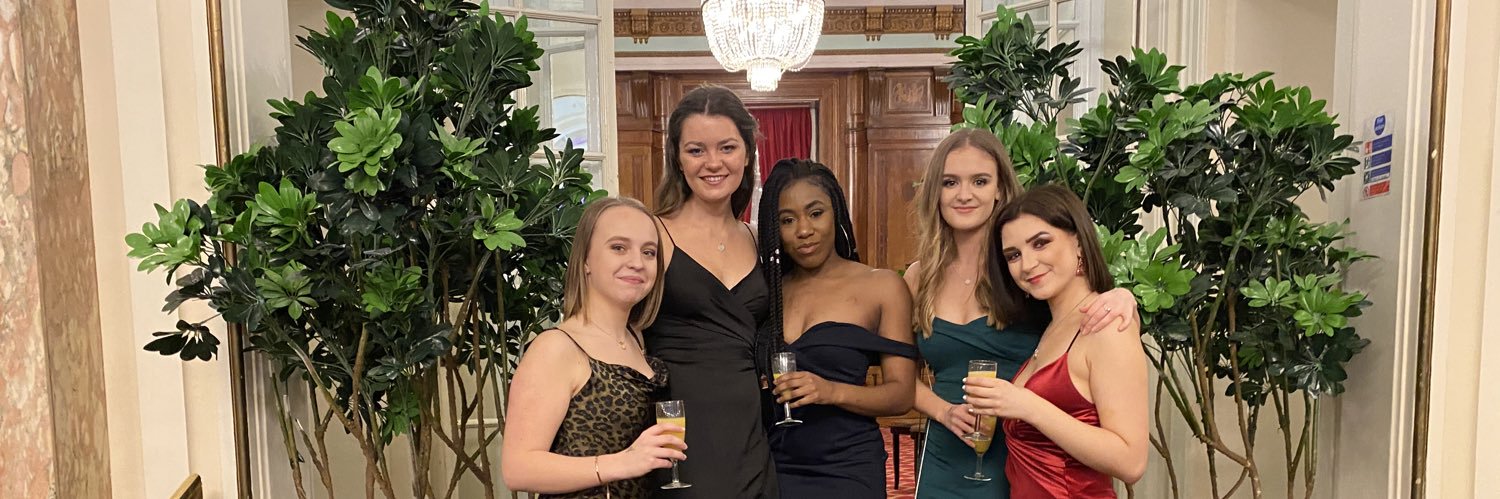 layla_mitchellx's profile banner image