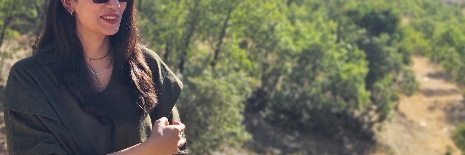 PardisAb's profile banner image