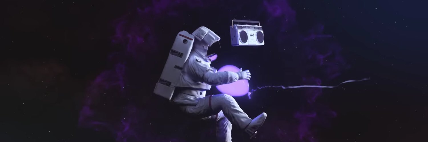 aughsz's profile banner image