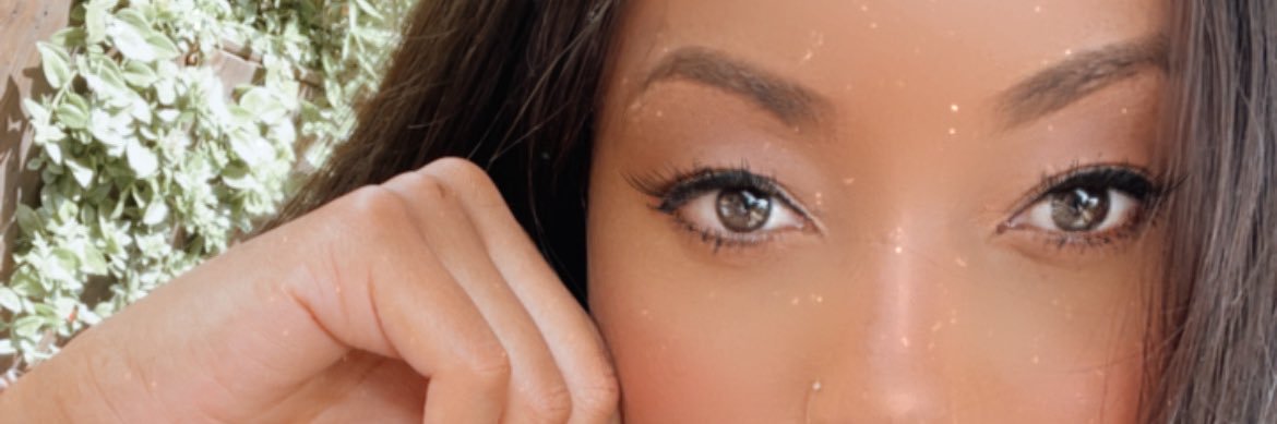 thatzimchick's profile banner image