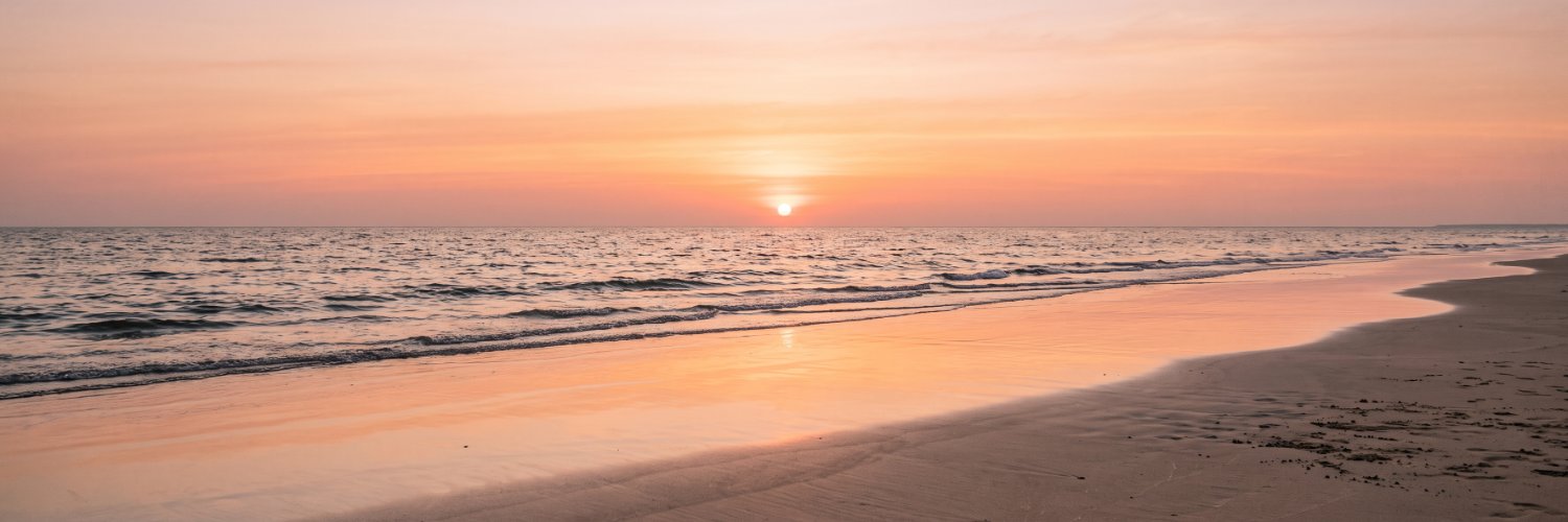 chloevancela's profile banner image