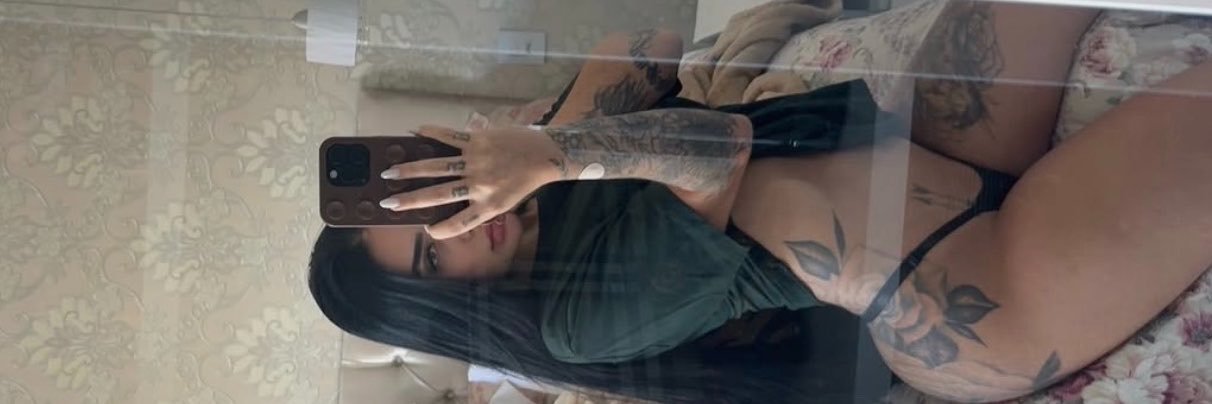 _mirellaa_BR's profile banner image