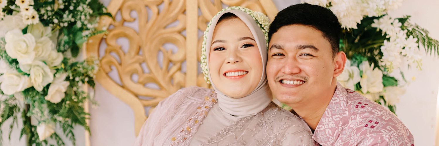 intanutamiyr's profile banner image