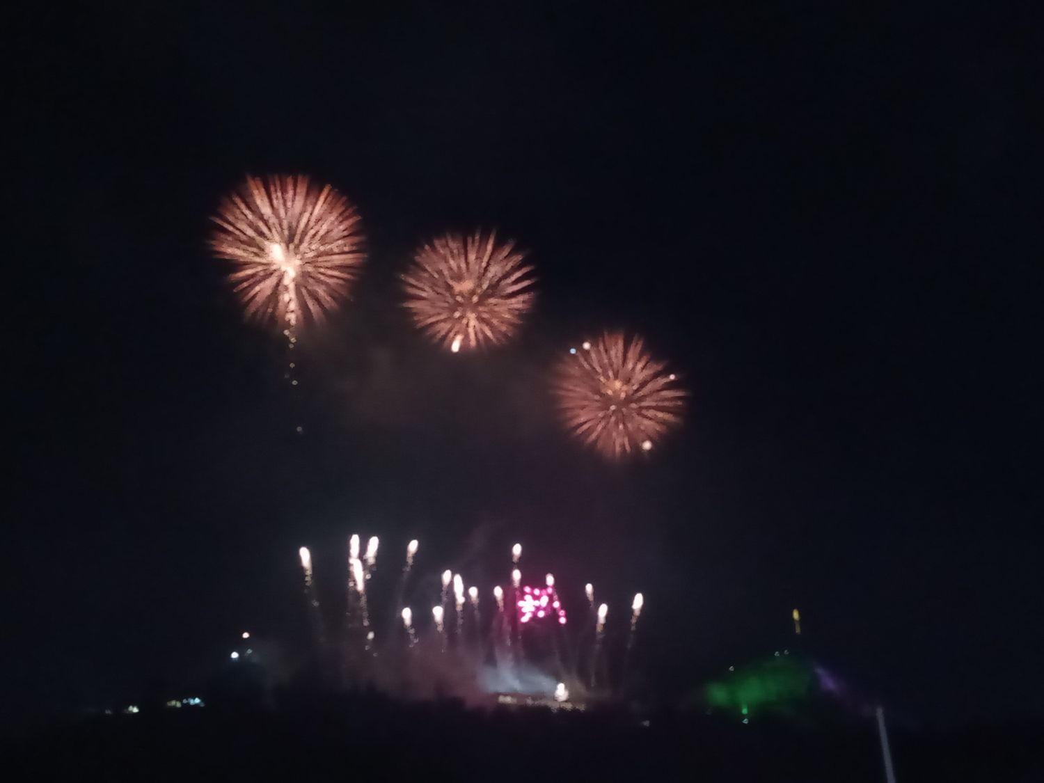 El Mau banner